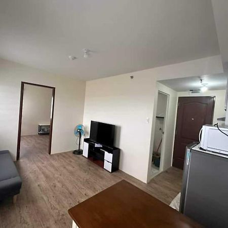 Puting Kahoy Fullerton Suites المظهر الخارجي الصورة